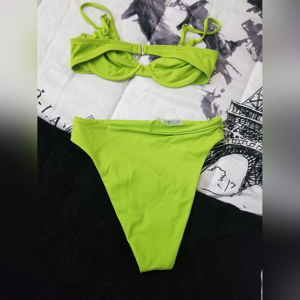2 Piece Bikini Bathing Suit - Picture 5 of 8